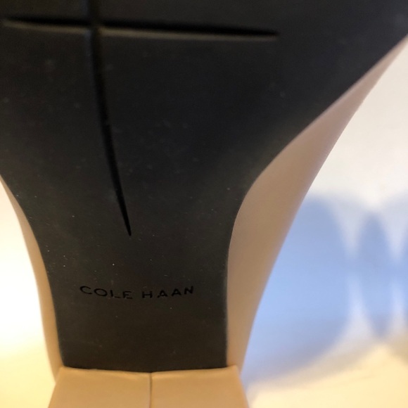 NWOT Sz 7.5 Cole Haan Dawna Grand Pump Nude & Black Patent Toe - Picture 16 of 16